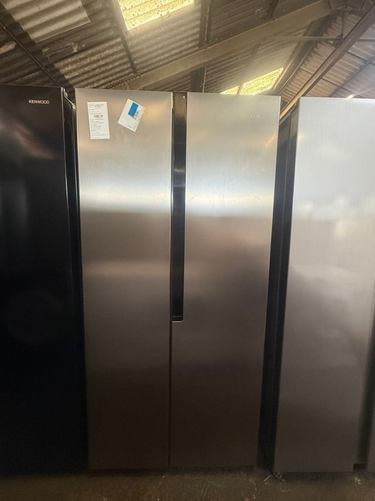 Logik American side by side fridge freezer
