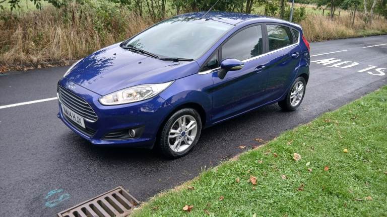 Ford, FIESTA, Hatchback, 2014, Manual, 1241 (cc), 5 doors