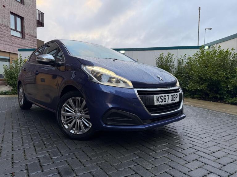 2017 Peugeot 208 1.2 PureTech Allure Euro 6 (s/s) 5dr HATCHBACK Petrol Manual