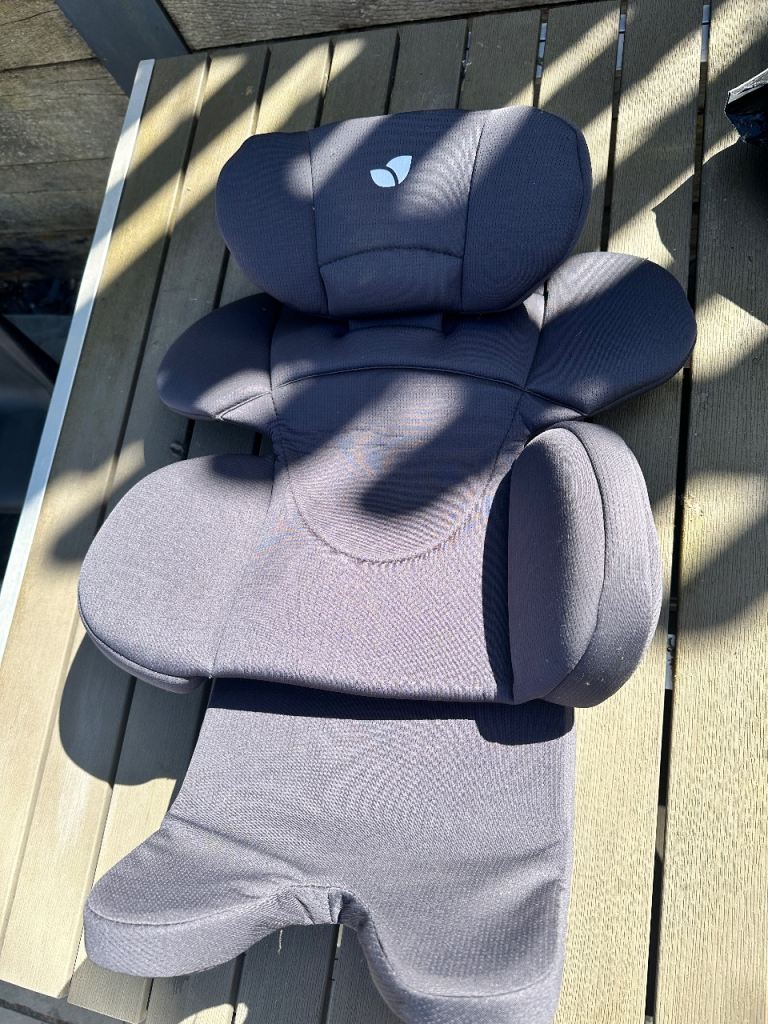 Newborn car seat insert - Joie 