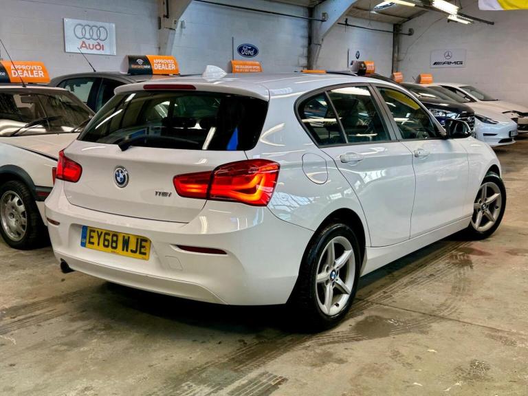 BMW 1 SERIES 1.5 118i SE Euro 6 (s/s) 5dr 2018