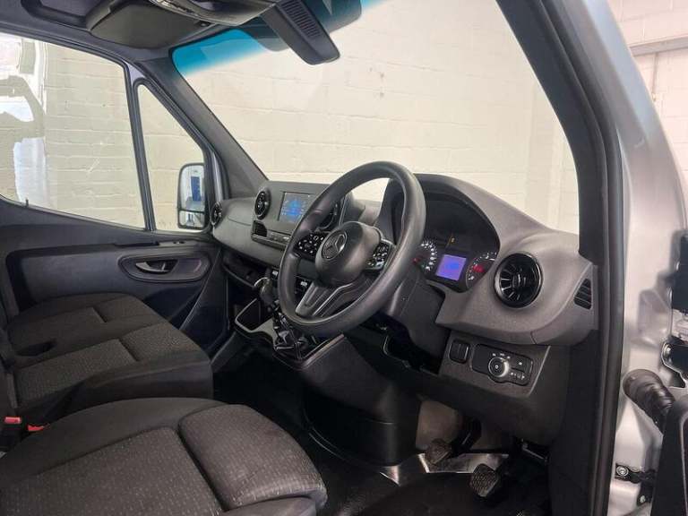 2023 Mercedes-Benz Sprinter 3.5t H2 Premium Van PANEL VAN DIESEL Manual