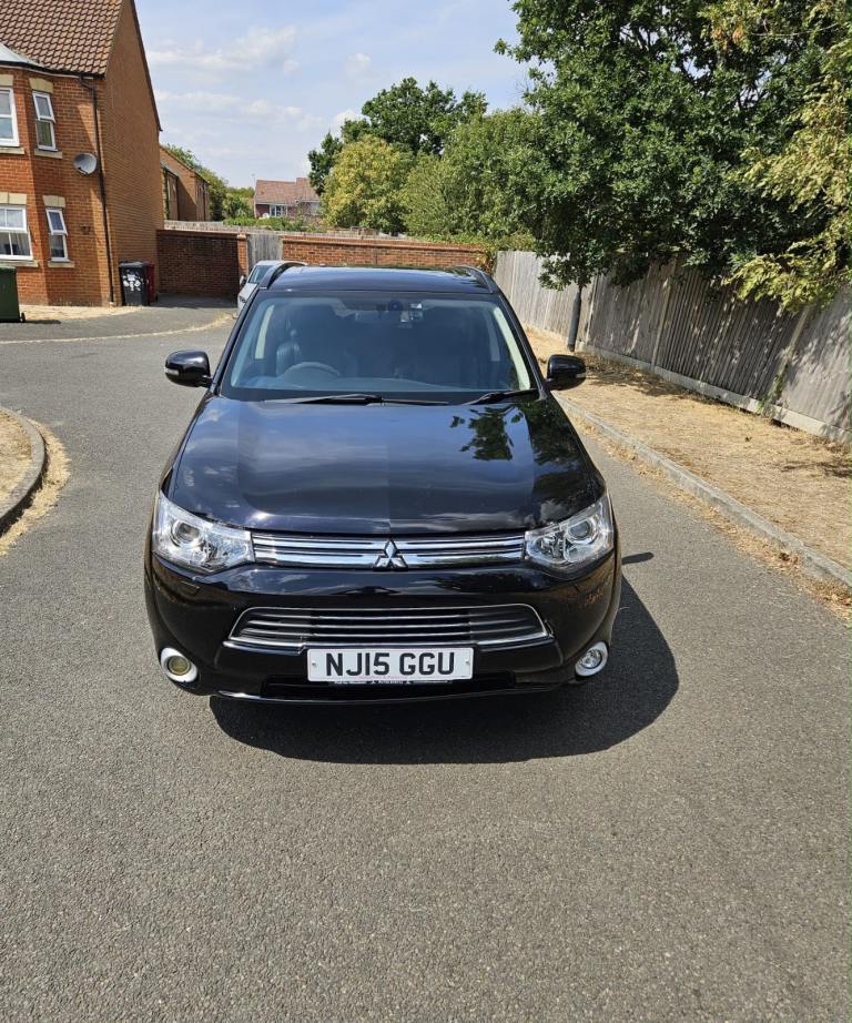 Mitsubishi, OUTLANDER, Estate, 2015, Other, 1998 (cc), 5 doors