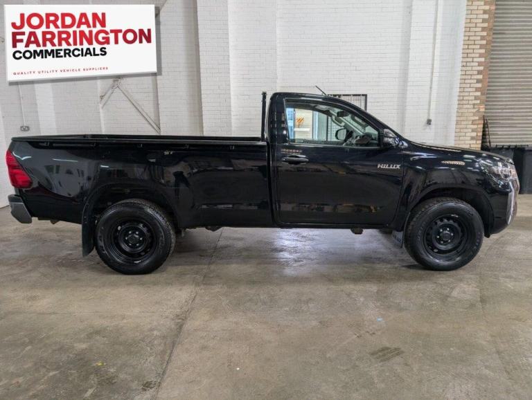 2021 TOYOTA HILUX 2.4 D-4D 4WD ACTIVE SINGLE CAB PICK-UP TRUCK *ONLY 27K MILES*