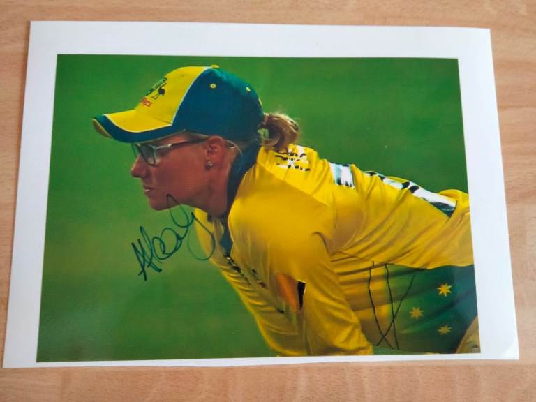 A Signed Photograph of the former Australian Ladies Captain Alyssa Healey