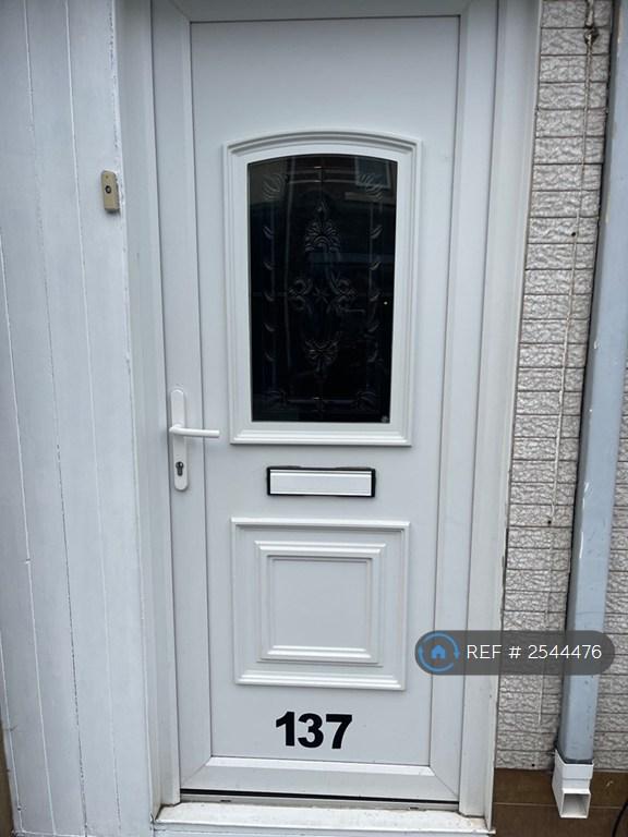 1 bedroom flat in Park View, Whitley Bay, NE26 (1 bed) (#2544476)