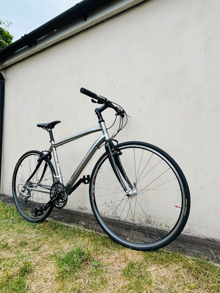 MARIN CARBON BIKE IN EXCELLENT CONDITION 