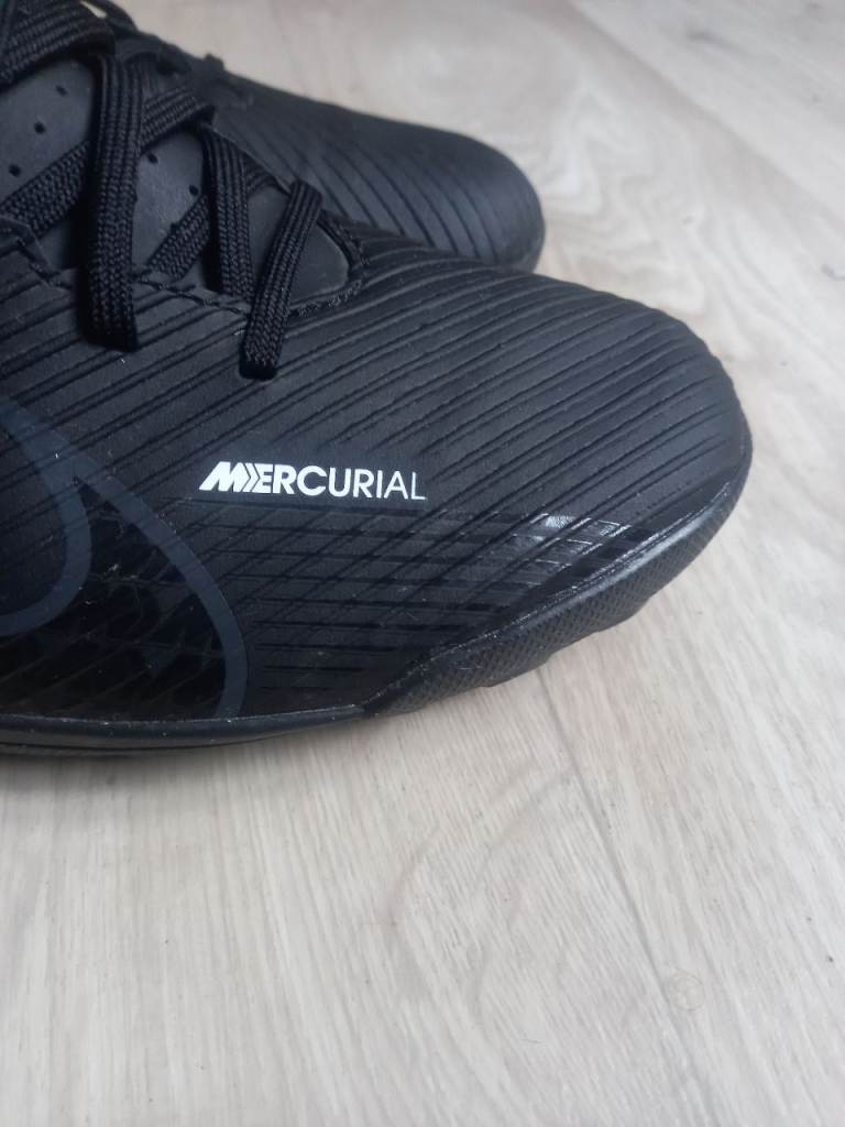 Nike trainers uk8