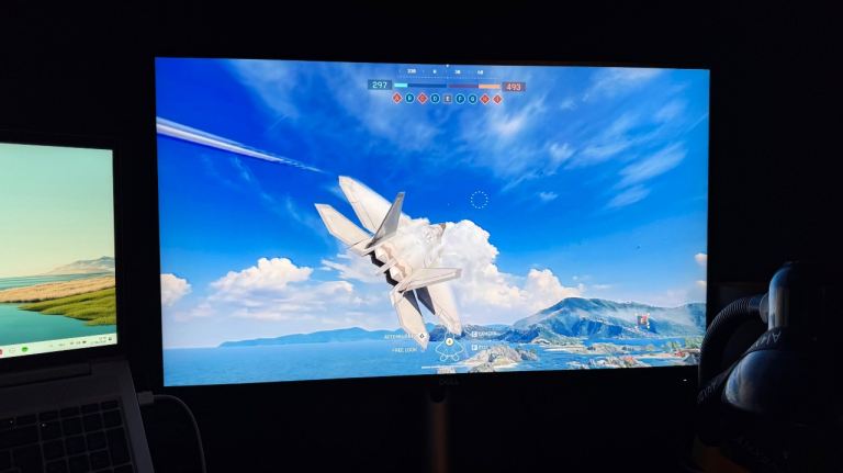 Dell Gaming Monitor – only used for 2 months 