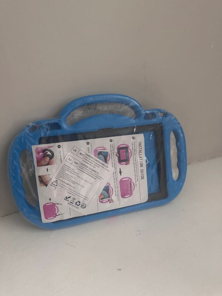 Kids iPad robot case  