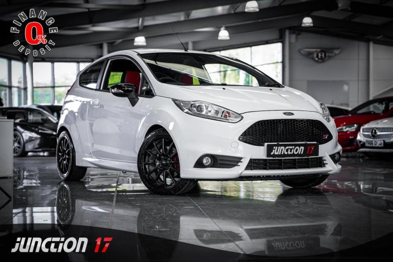2015 Ford Fiesta 1.6T EcoBoost ST-3 Euro 5 (s/s) 3dr HATCHBACK Petrol Manual