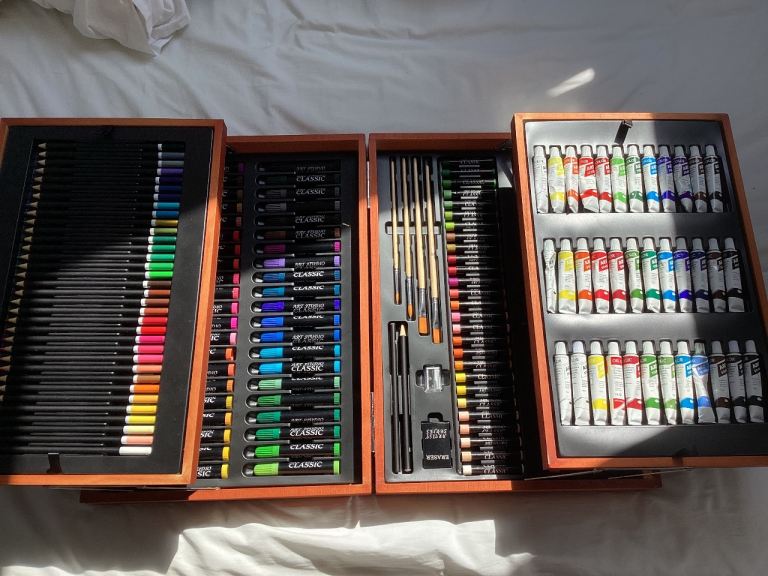 Hobbycraft art breifcase