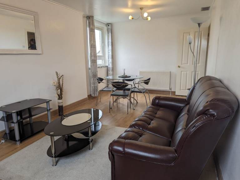 3 Bedroom Flat to Rent Near Aberdeen University 