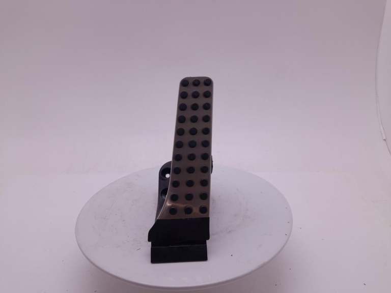 Mercedes E Class Throttle Accelerator Pedal 2015-2023
