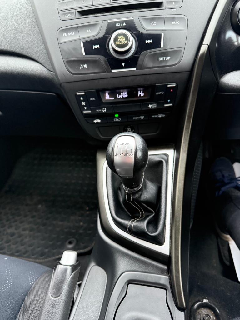 2013 Honda Civic 1.4 i-VTEC SE 5dr HATCHBACK Petrol Manual