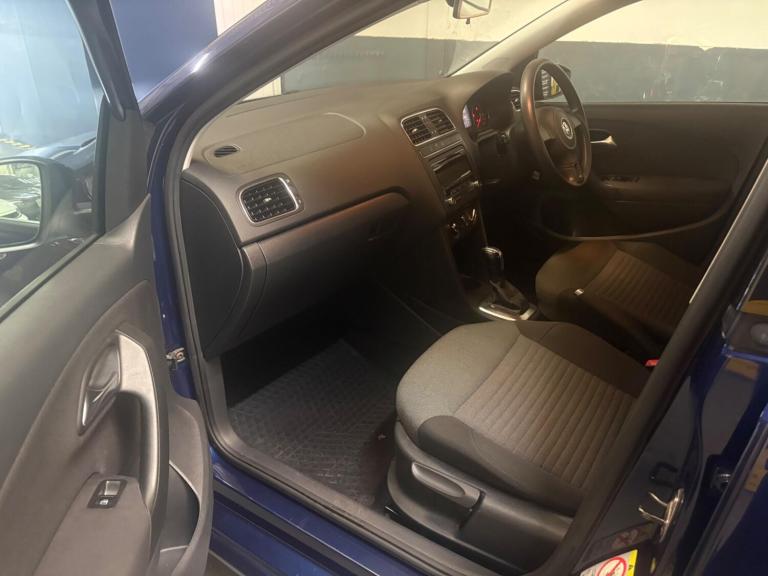 2010 Volkswagen Polo 1.4 SE DSG Euro 5 5dr HATCHBACK Petrol Automatic