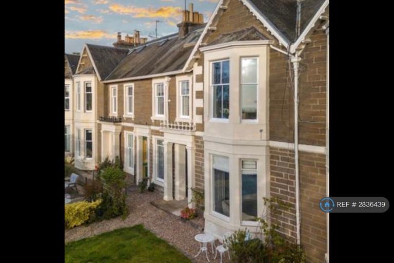 2 bedroom flat in Broughty Ferry, Dundee, DD5 (2 bed) (#2836439)
