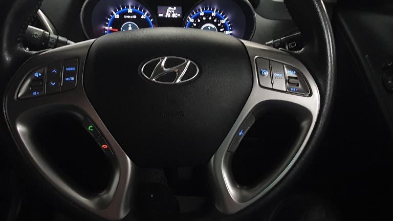 HYUNDAI IX35* 1.7 Crdi * 2wd* DIESEL*26,000 MILES* 1 OWNER* FULL S/HISTORY 