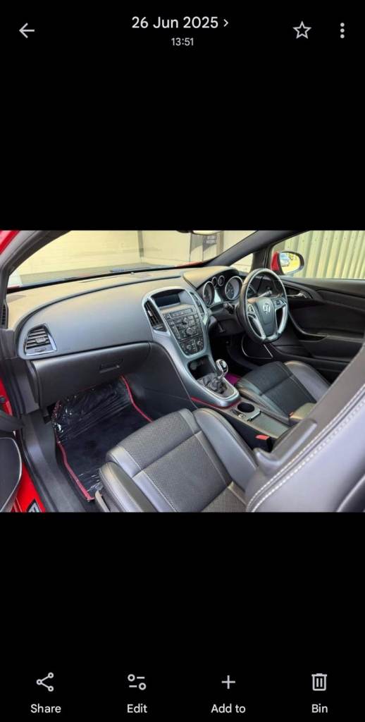 Vauxhall, ASTRA GTC, Hatchback, 2015, Manual, 1998 (cc), 3 doors
