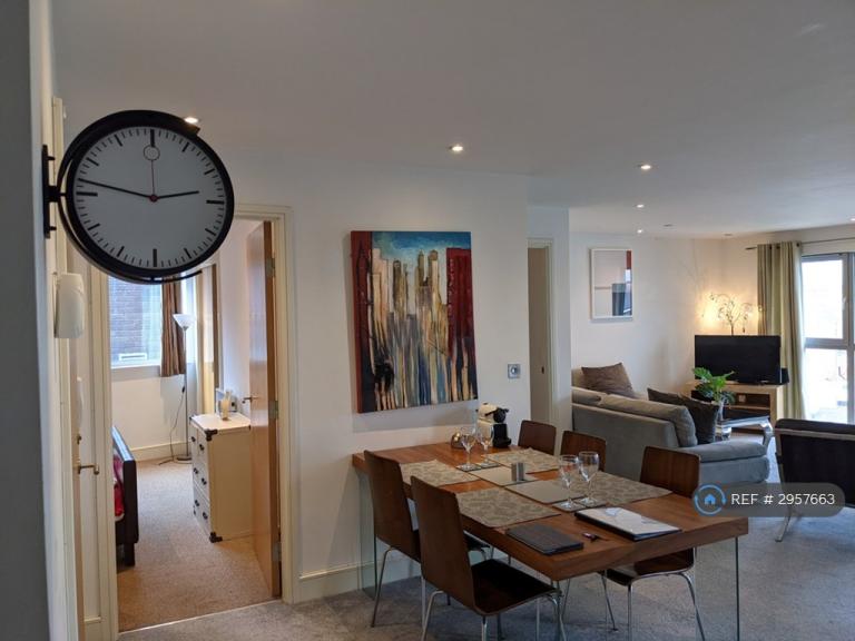 2 bedroom flat in Talbot Street, Nottingham, NG1 (2 bed) (#2957663)