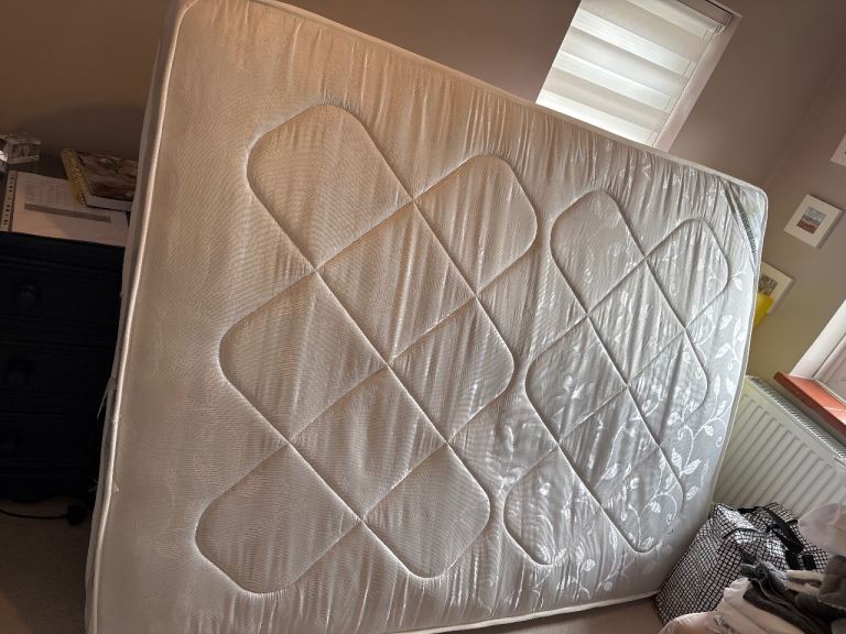 Free Double Mattress – White, As Good As New