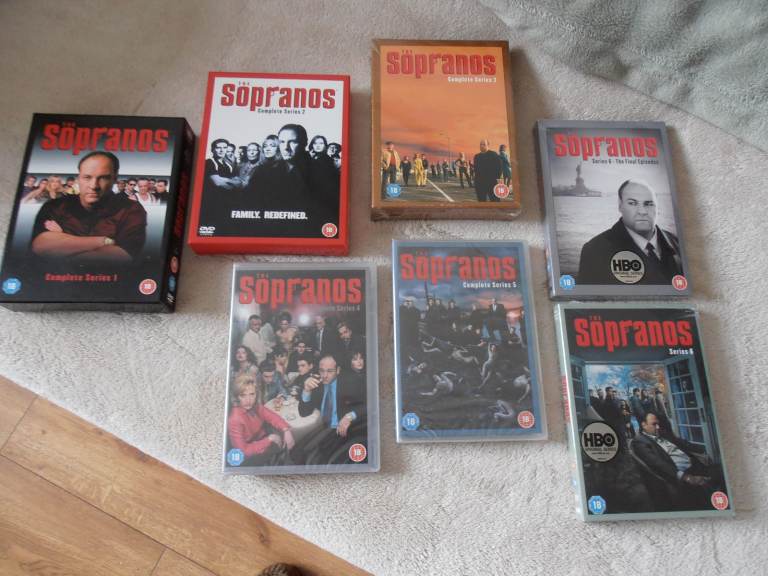 The Sopranos - HBO Complete, Seasons 1, 2, 3, 4, 5 & 6. With Exclusive Special's.