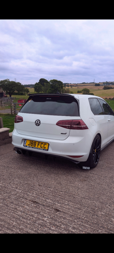 Volkswagen, GOLF, Hatchback, 2015, Manual, 1968 (cc), 3 doors