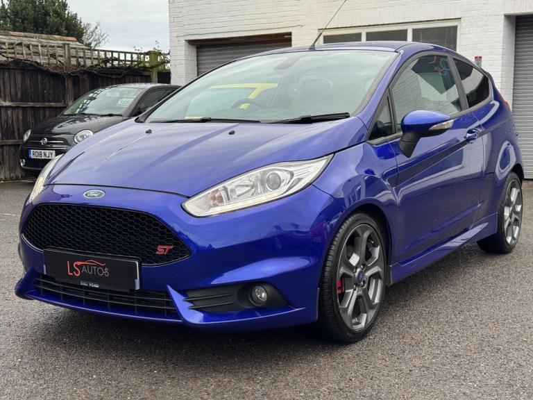 2015 Ford Fiesta 1.6 EcoBoost ST-3 3dr HATCHBACK PETROL Manual