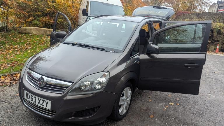 2013 Vauxhall Zafira 1.7 CDTi ecoFLEX Exclusiv [110] 5dr MPV Diesel Manual