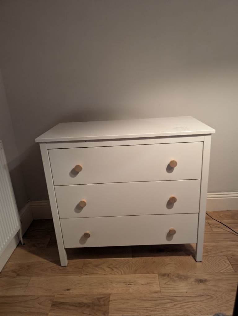 Ikea chest of drawers 