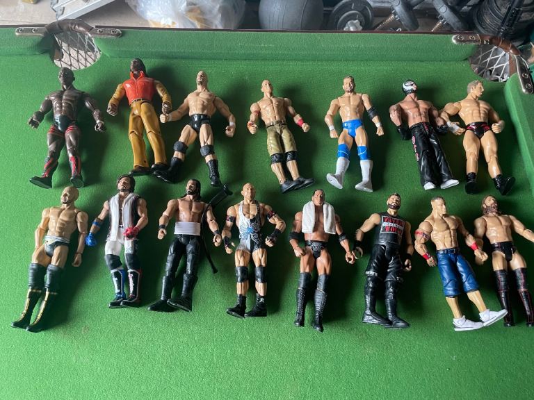 WWE FIGURES