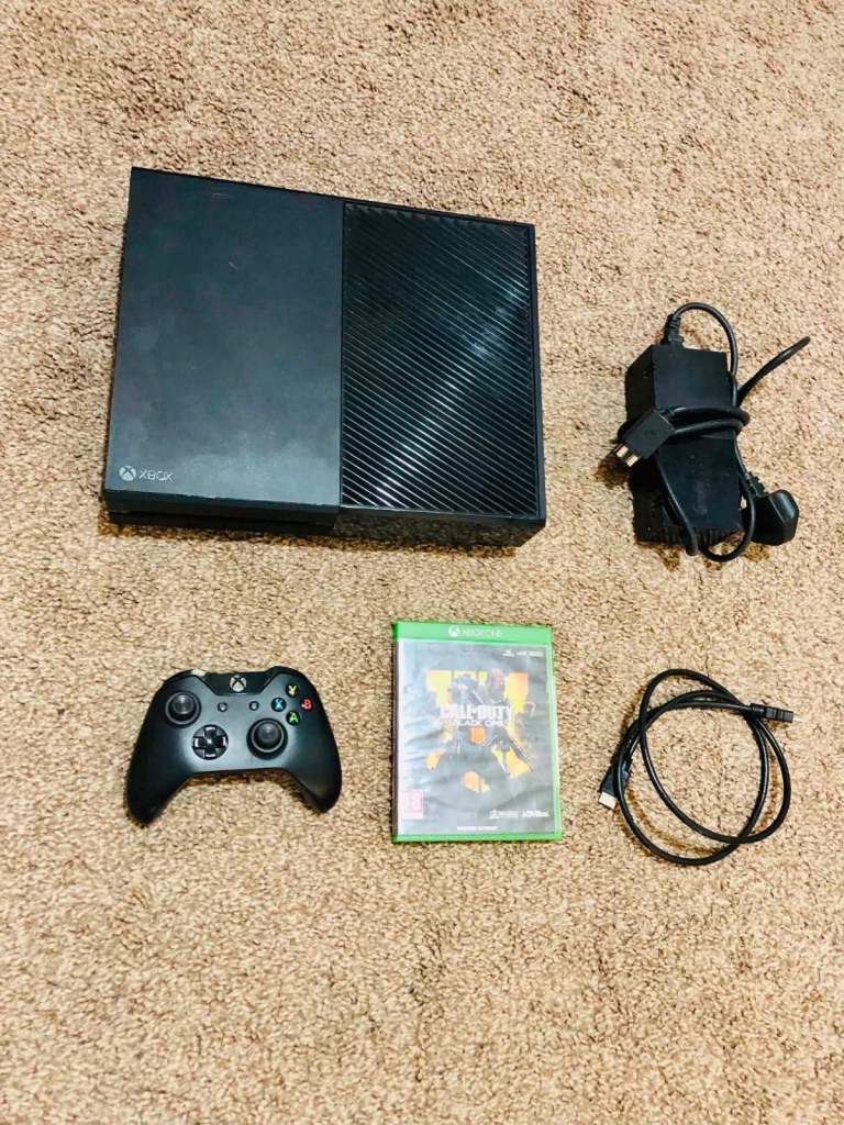 Xbox one 1TB  Xbox one bundle 1TB hard drive official controller 1 games and wires as it’s shown £65
