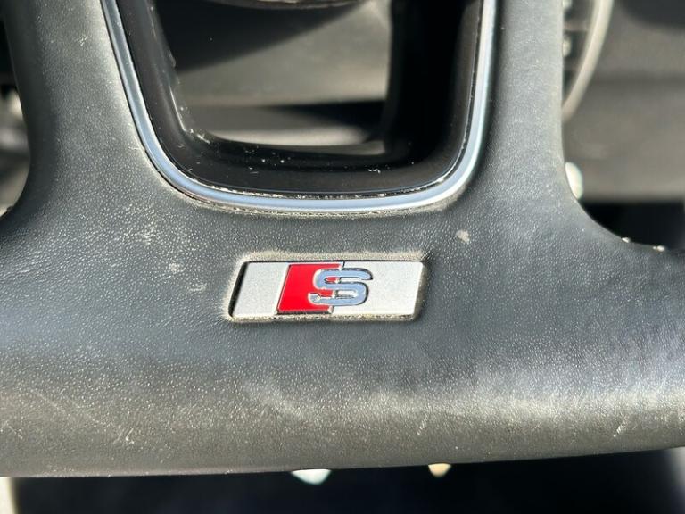 2020 Audi Q2 1.6 TDI 30 Black Edition SUV 5dr Diesel S Tronic Euro 6 (s/s) (116 ps) SUV Diesel Au...