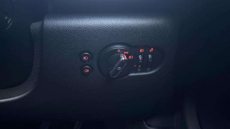 2018 MINI Hatch 1.5 One Euro 6 (s/s) 3dr HATCHBACK Petrol Manual