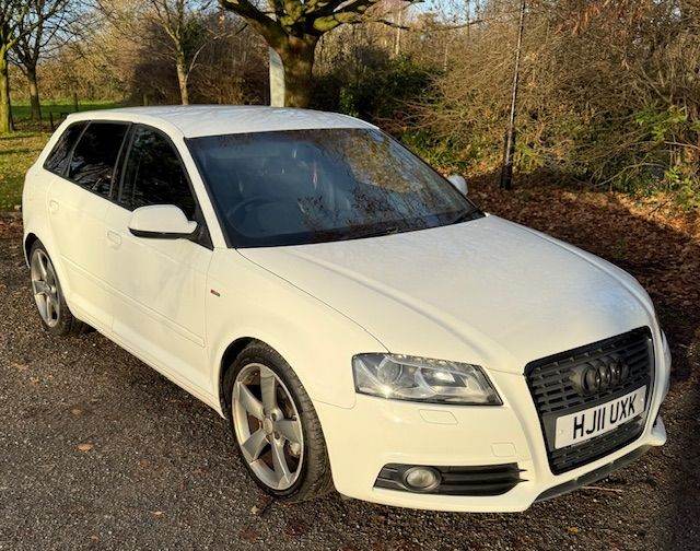 2011 Audi A3 S Line Special Edition TDI 138 Hatchback Manual 1968(cc) 5 doors
