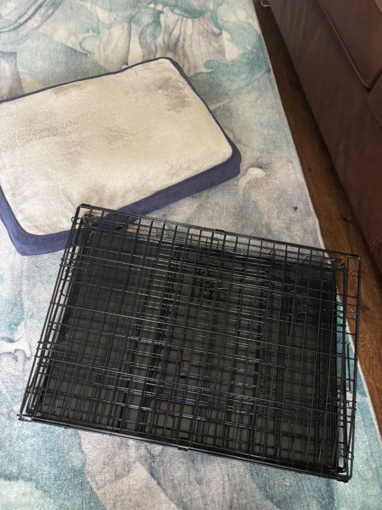 Small/ medium dog crate and mattress 