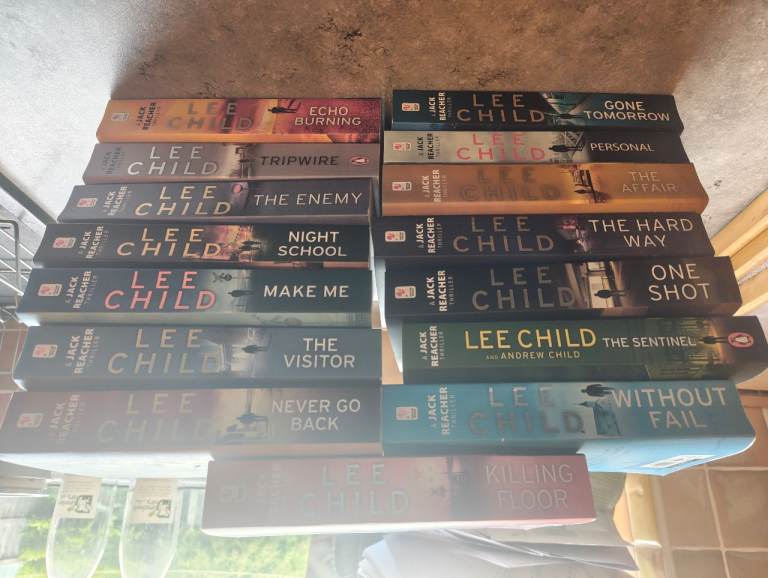Jacker Reacher books job lot