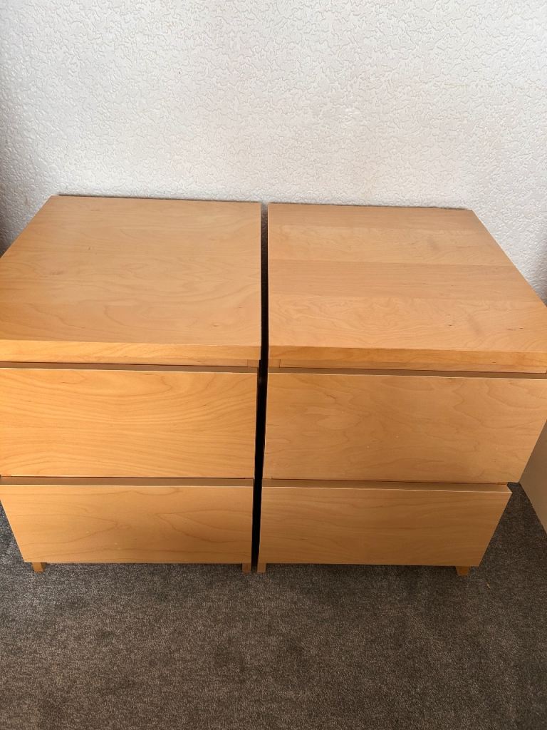 Pair of Malm Bedside Tables with Drawers – Good Condition