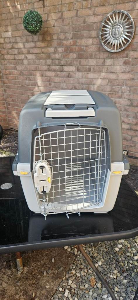 Pet crate/transporter 