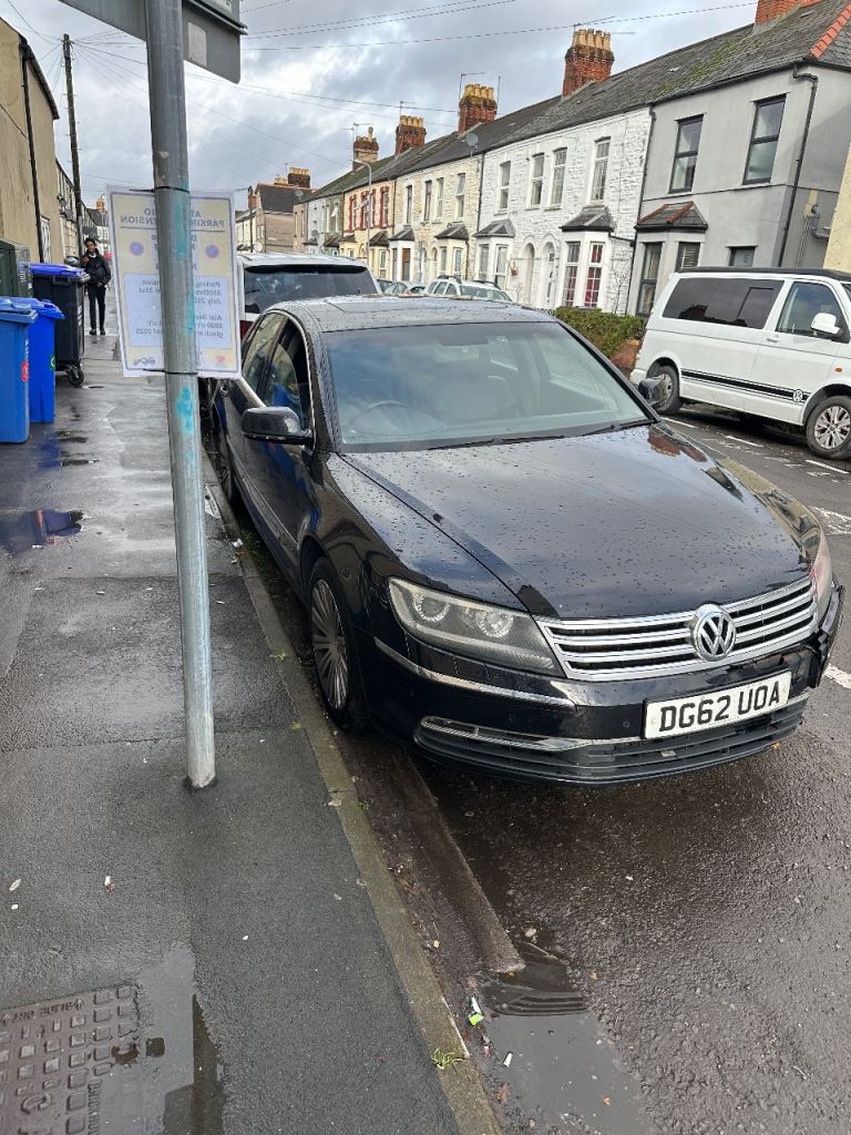 Volkswagen, PHAETON, Saloon, 2012, Semi-Auto, 2967 (cc), 4 doors