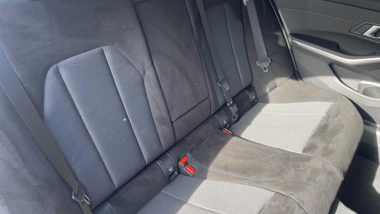 2025 BMW 3 Series 330e 22.3 kWh M Sport 4dr Step Auto Saloon Plug-In Hy Automatic