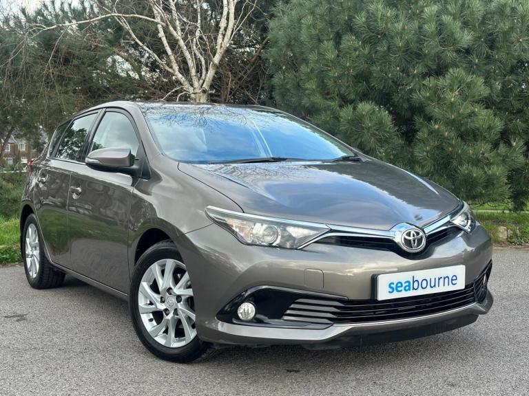 2017 Toyota Auris 1.2 VVT-i Icon Euro 6 (s/s) 5dr HATCHBACK Petrol Manual