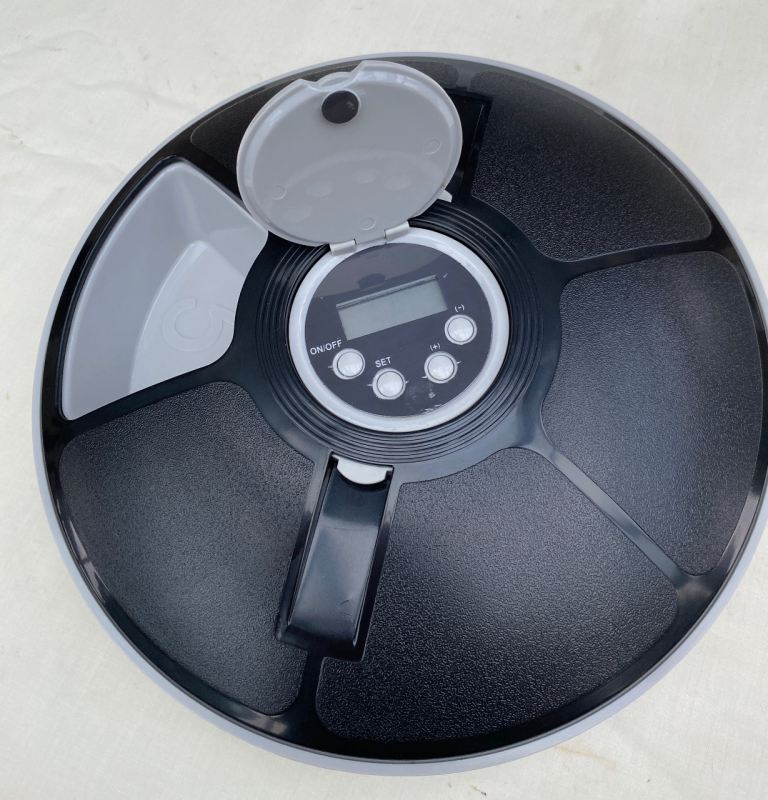 Automatic 6 Meal Pet Feeder