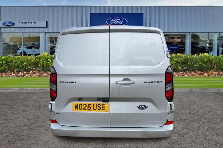 2025 Ford Transit Custom 2.5 PHEV 232ps H1 Double Cab Van Limited Auto PANEL VAN PETROL/ELECTRIC ...