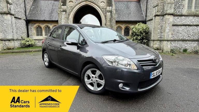 TOYOTA AURIS 1.6 V-Matic TR 5dr 2010