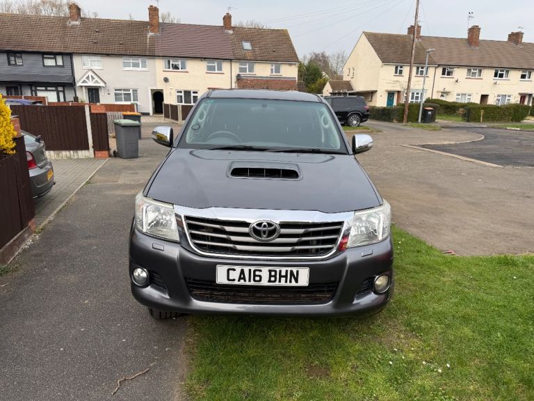 INVINCIBLE 4x4 3.0l 88k