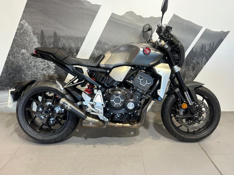 2020 HONDA CB1000R NEO available now at Craigs Honda