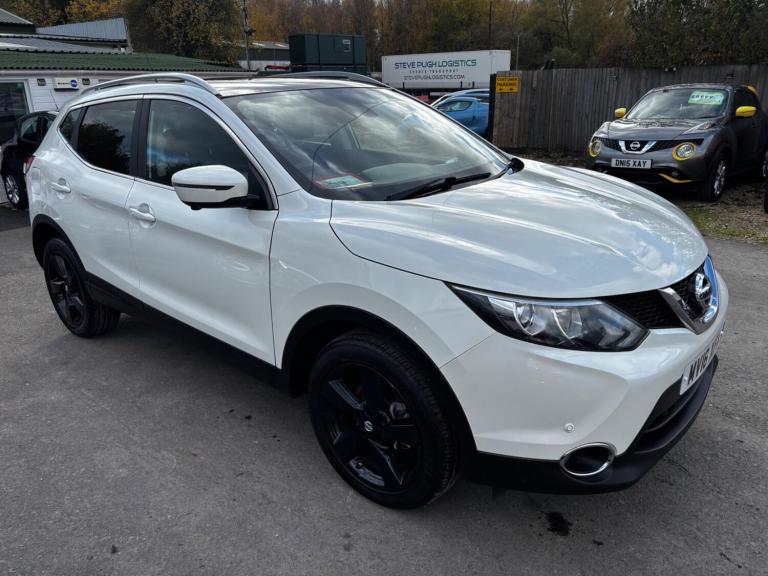 2016 Nissan Qashqai 1.2 DiG-T N-Connecta 5dr HATCHBACK PETROL Manual