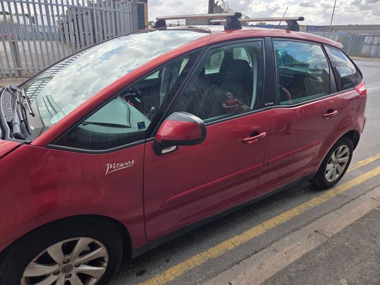 Citroen, C4 PICASSO, MPV, 2009, Manual, 1560 (cc), 5 doors