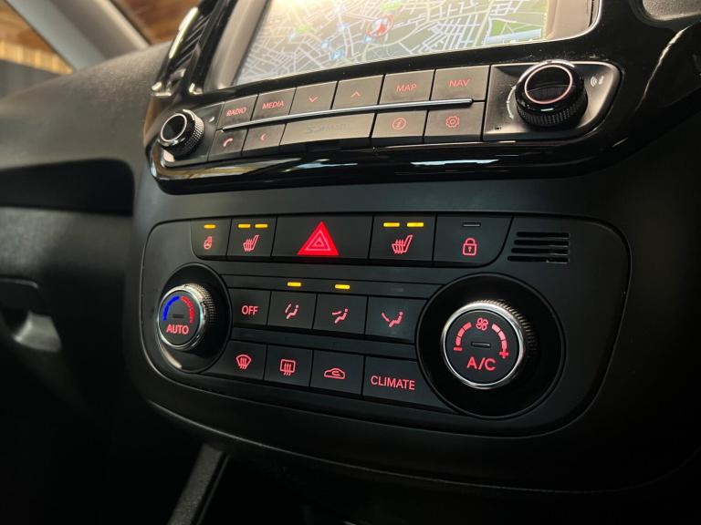 2016 Kia Venga 1.6 4 Auto Euro 6 5dr HATCHBACK Petrol Automatic